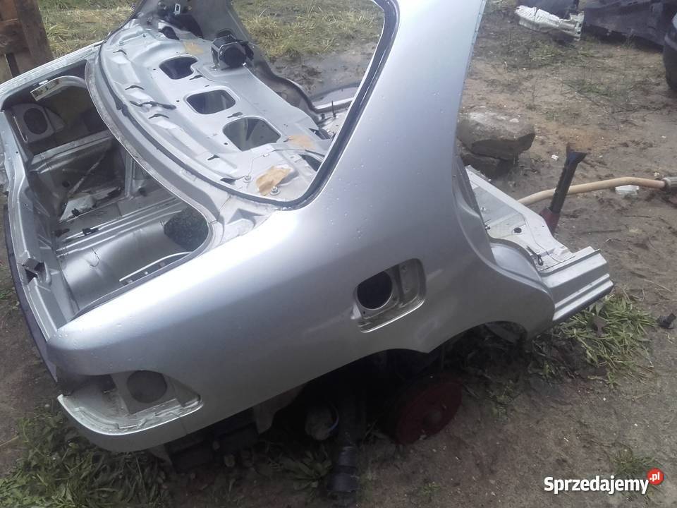 Fiat Albea Prawy tylny błotnik ćwiartka Ksawerów