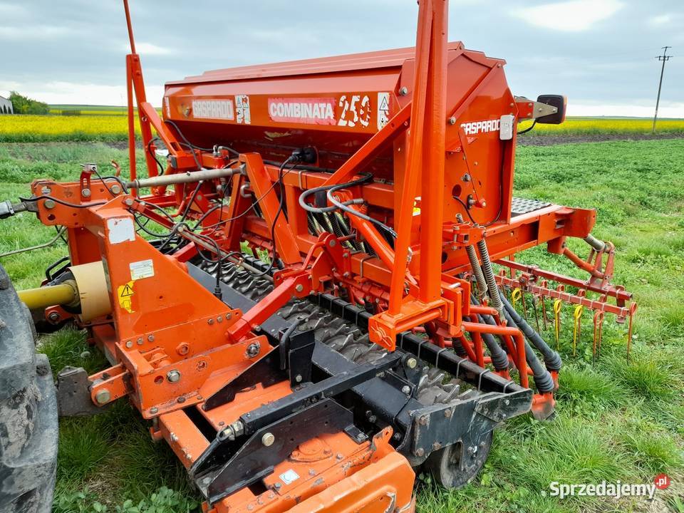 Agregat uprawowo siewny Maschio Gaspardo Maschio lubelskie Wierzbie
