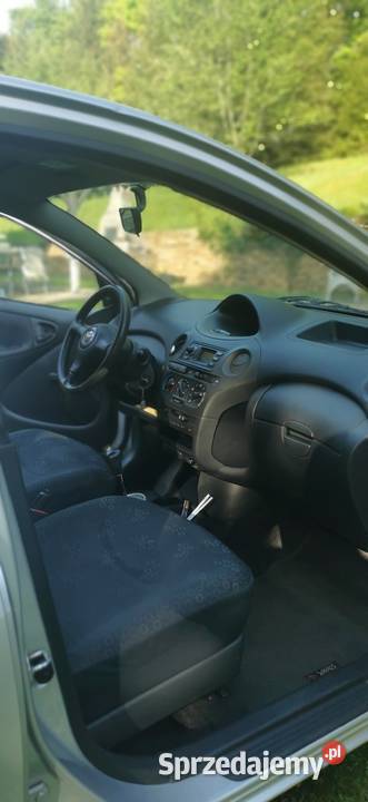 Toyota yaris 10 Benzyna 20045 Salon Polska Rzeszów
