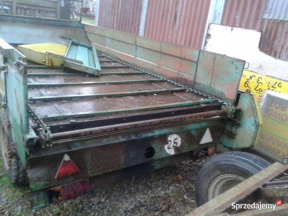 rozrzutnik obornika 2 5 tony nieuszkodzony Nowa Słupia