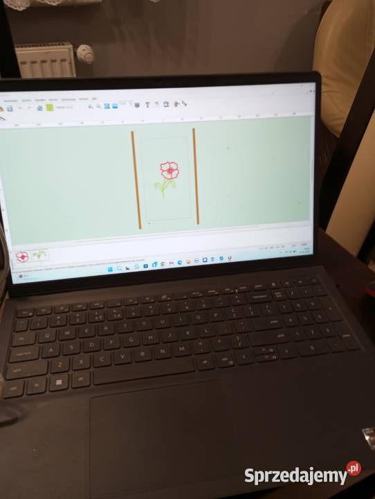 Maszyna do Szycia i Haftowania SINGER Futura Maszewo sprzedam