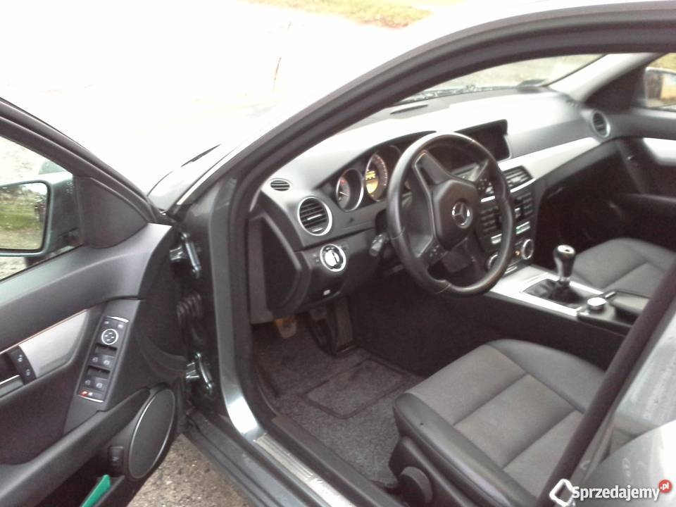 Sprzedam MercedesBenz w204 cklasa LIFT gniazdo SD Kalisz