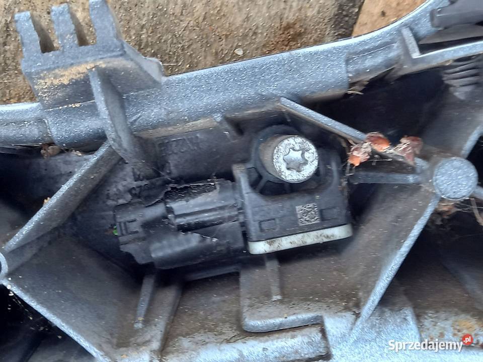 FORD FOCUS MK3 III 13r pas przedni wzmocnienie Kielce