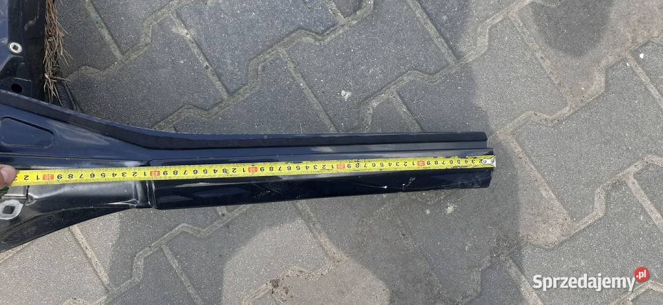 Słupek przedni prawy bmw x1 Pozostałe Zelów