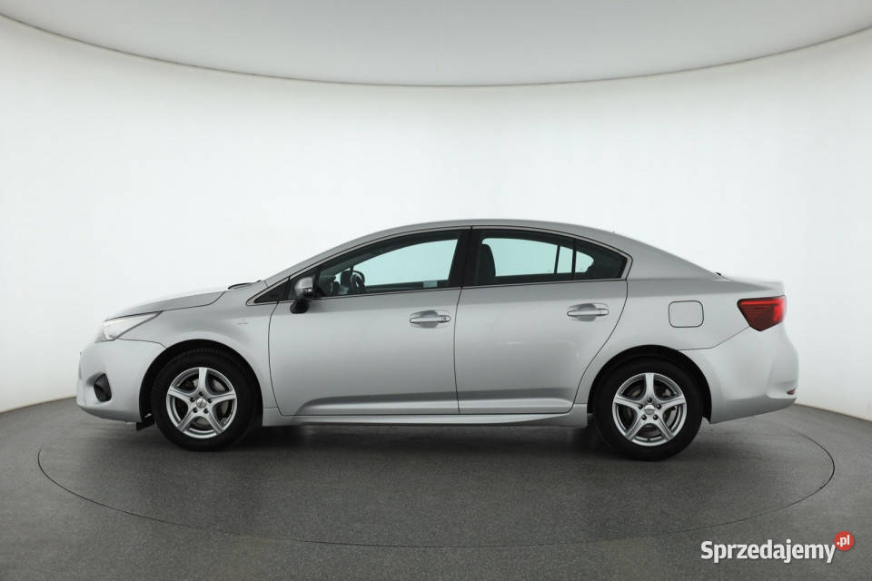 Toyota Avensis 18 Valvematic 108KM