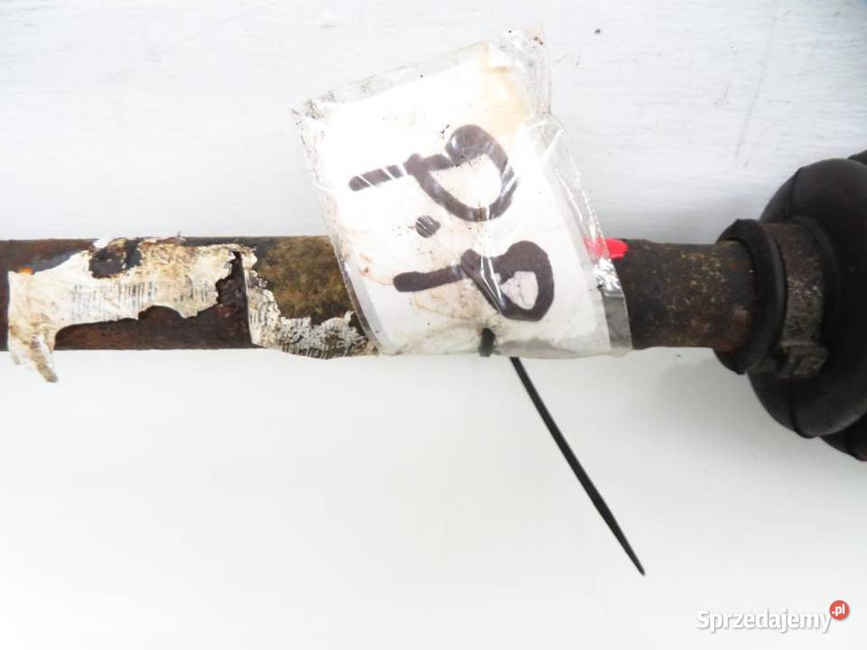 PÓŁOŚ PRAWA DACIA SANDERO I 15 dCi