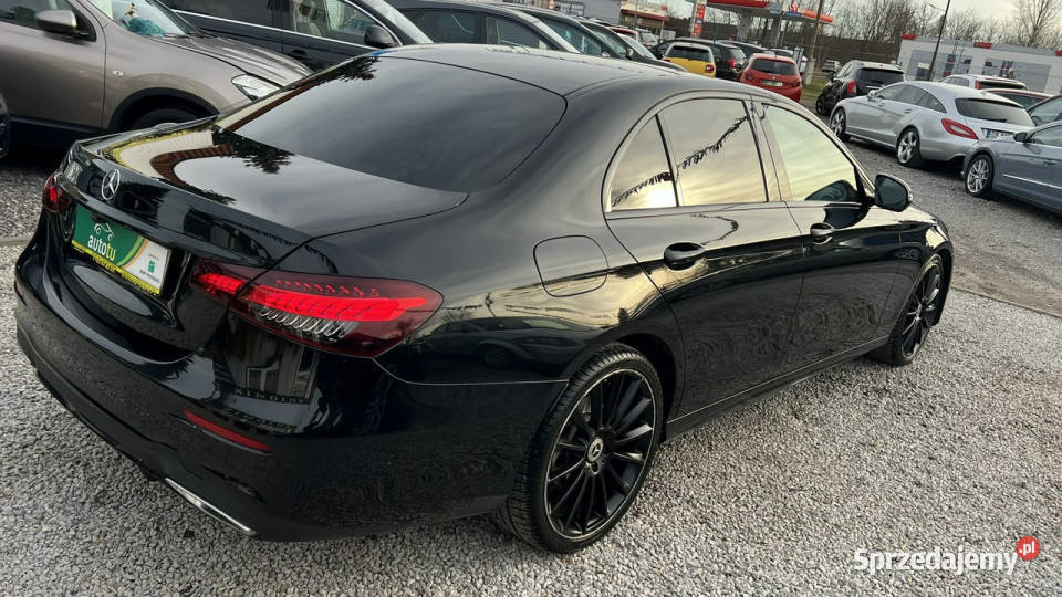 Mercedes E 220 LIFTSalon Iwłaściciel 4Matic światła do jazdy dziennej Świdnica sprzedam