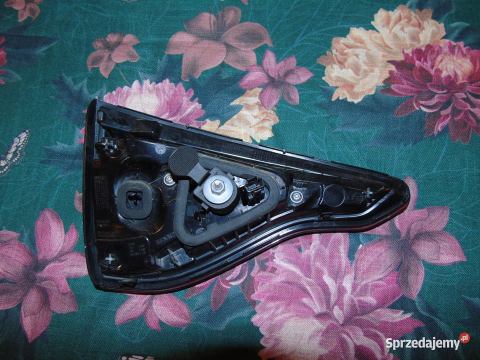 Renault Clio V Lampa Klapy Prawa Tył Tylna Motoryzacja małopolskie Radziszów sprzedam