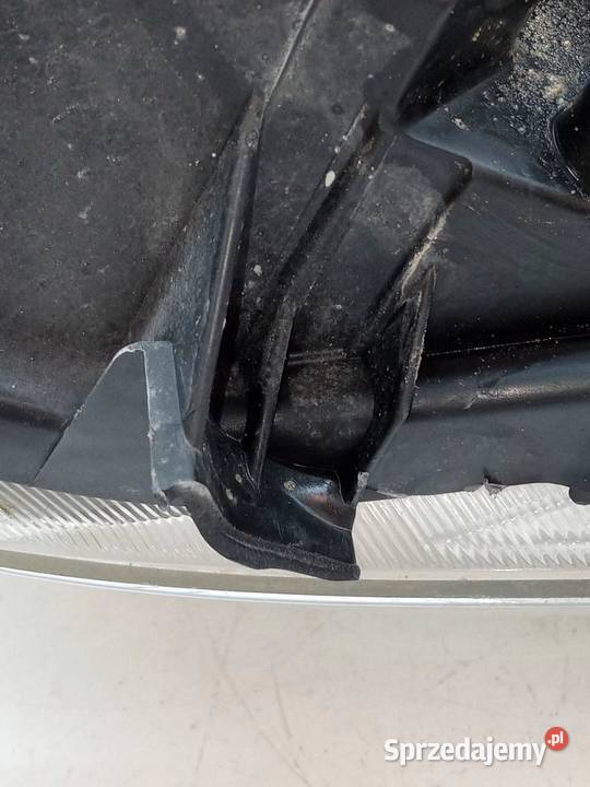 LAMPA PRZÓD PRAWA EUROPA 03811100D120 Toyota