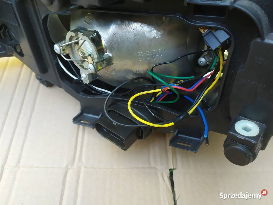 Ford mondeo mk4 lampa lewa tyc okazja zwykła Starowa Góra