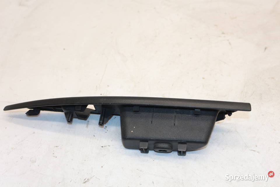 MAZDA 6 GGGY 0208 RAMKA PRZEŁĄCZNIKA SZYB PRAWY sprzedam