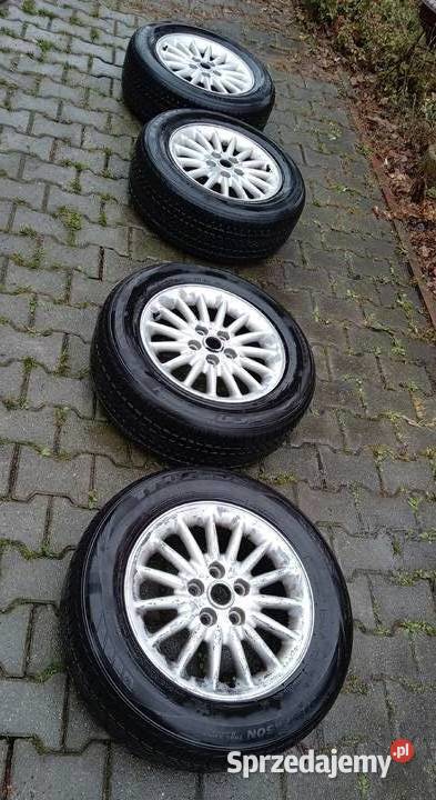 Używane opony całoroczne 22560 R16 na alufelgach Tychy