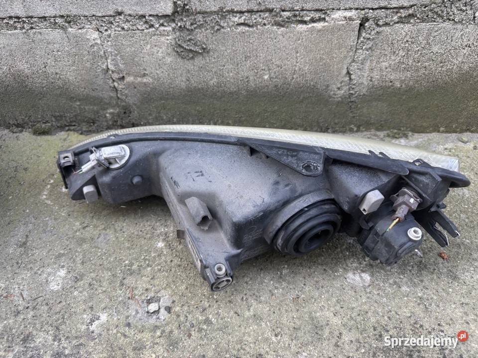 Lampa przód prawa Peugeot 206 Ostrów Wielkopolski