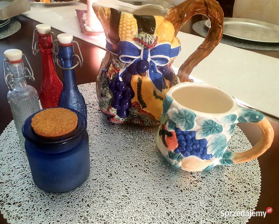Dzbanek i kubek ręcznie zdobione buteleczki