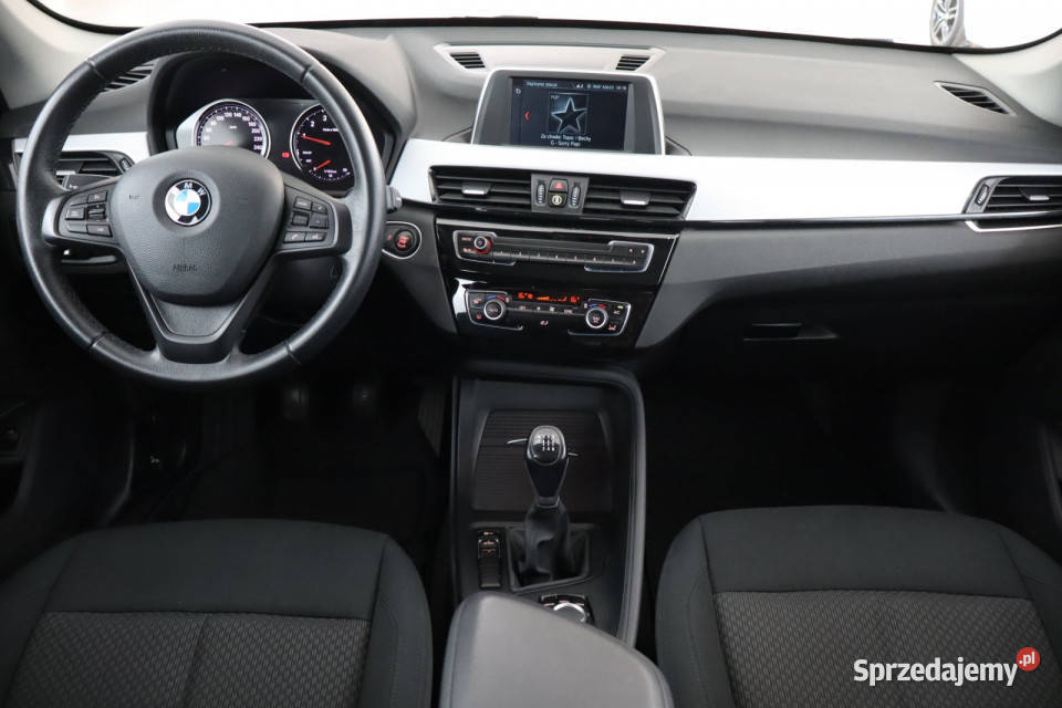 BMW X1 sDrive18i manualna