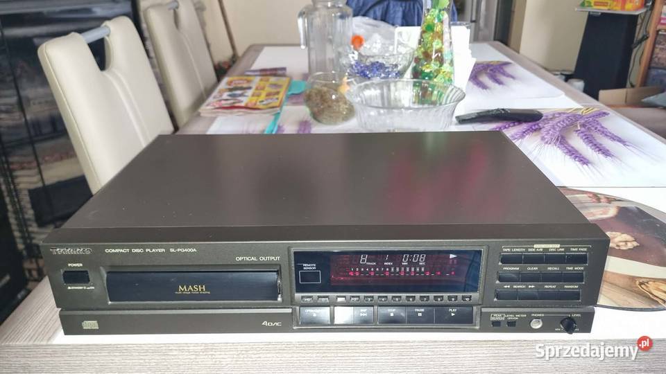 Odtwarzacz CD Technics SLPG400A Level Meter Peak Warta