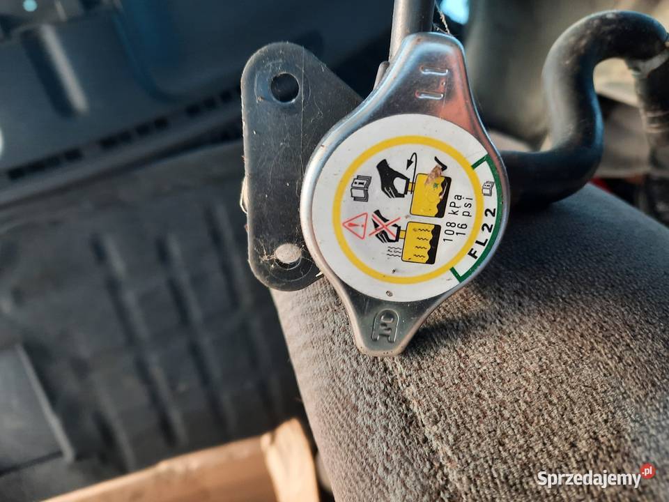 Wlew korek trójnik płynu chłodniczego Mazda 5