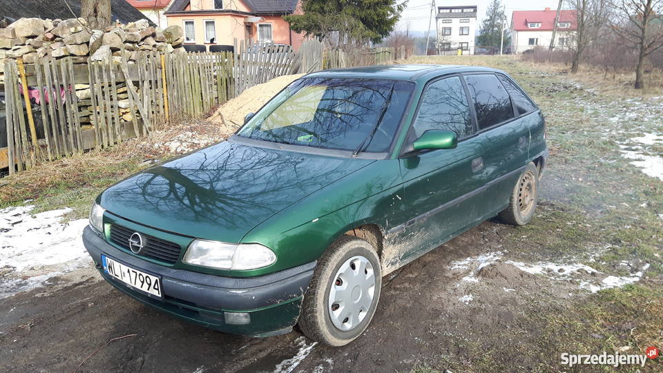 Asterka w pelni sprawna stan Starachowice