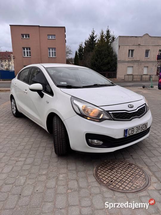 Sprzedam Kia Rio 2015 benzyna LPG biały Bydgoszcz
