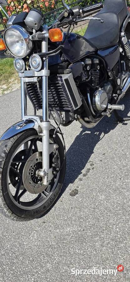 Honda magna 750 VF CUSTOM