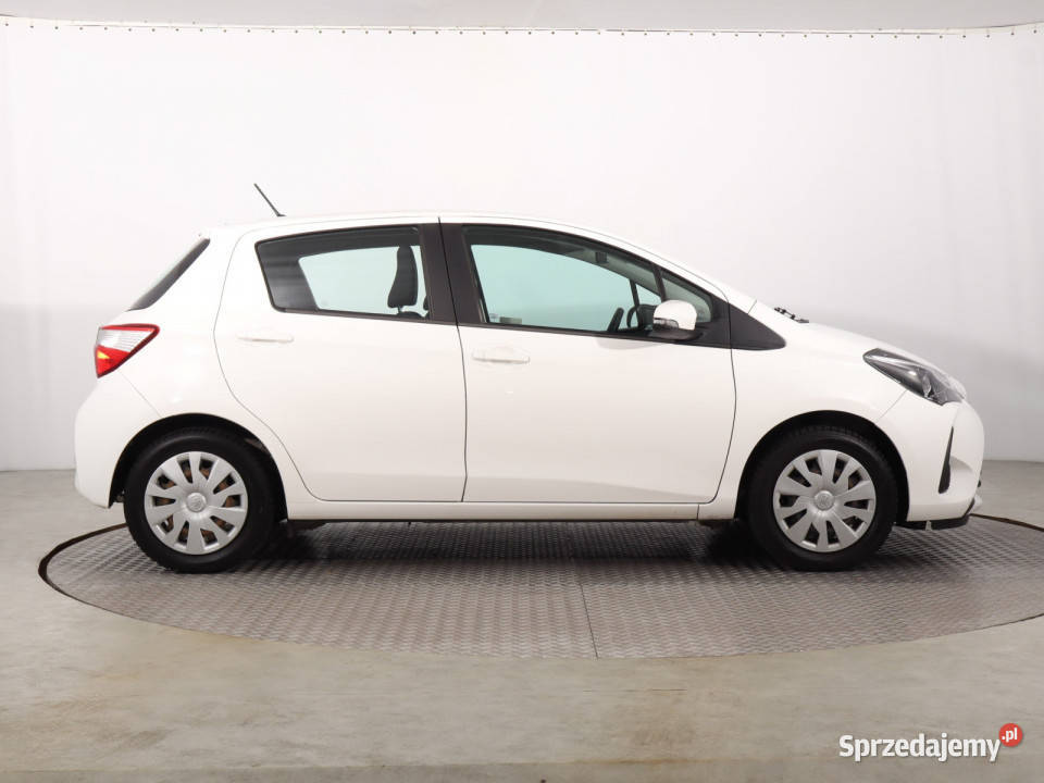 Toyota Yaris 10 VVTi Yaris Katowice