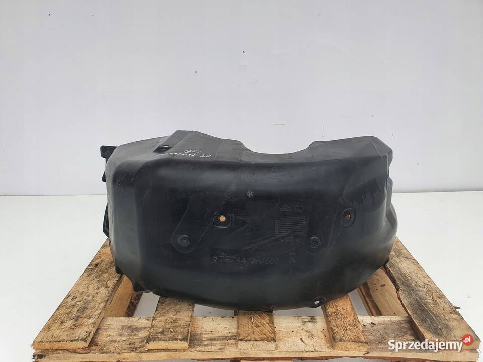 Nissan Primera P12 TYLNE NADKOLE prawe PRAWY tył
