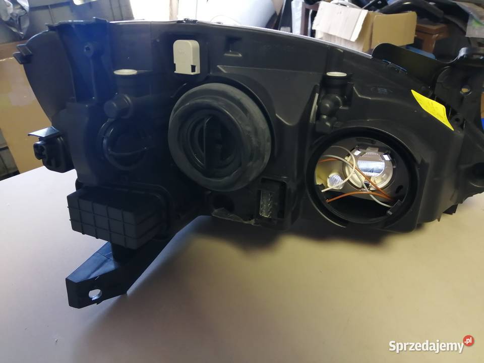 OPEL CORSA C REFLEKTOR LEWY BOSCH Lampy przednie mazowieckie Pruszków