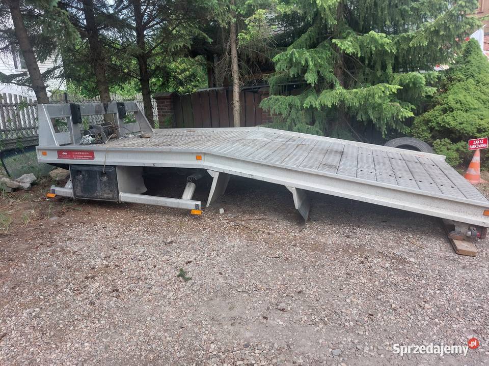 Najazd aluminiowyzabudowa auto laweta Łucka sprzedam