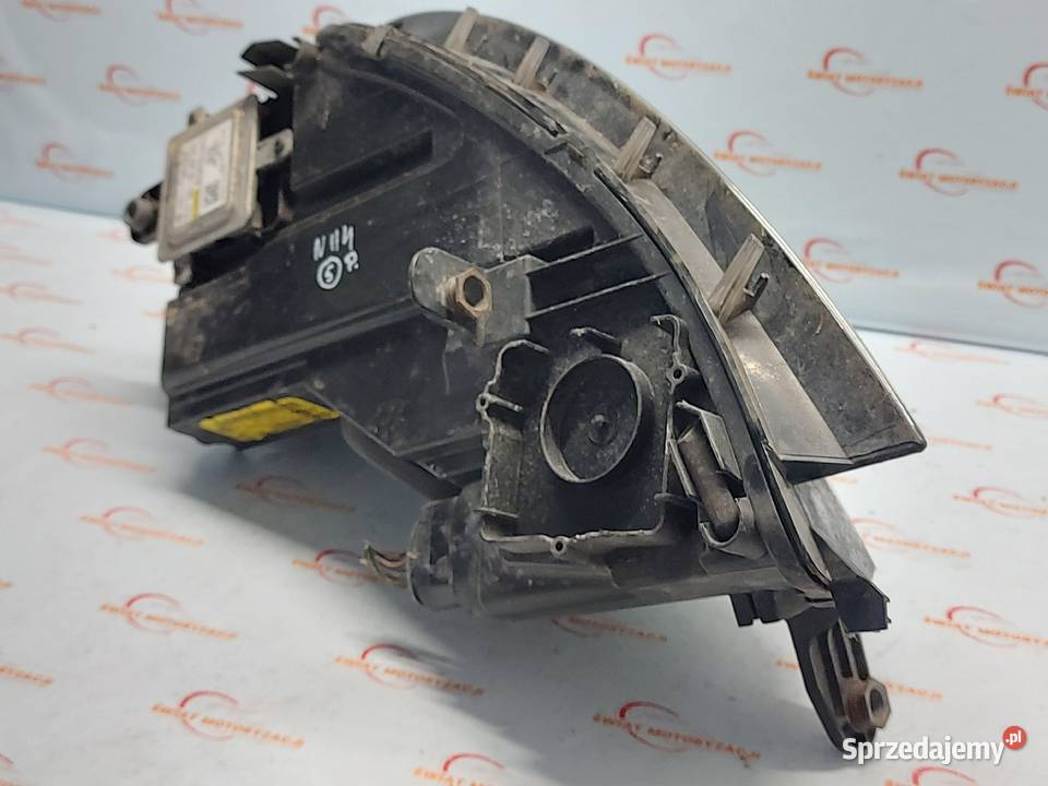 VW PASSAT CC LIFT 15r lampa prawa przód osobowe Lampy przednie Kielce