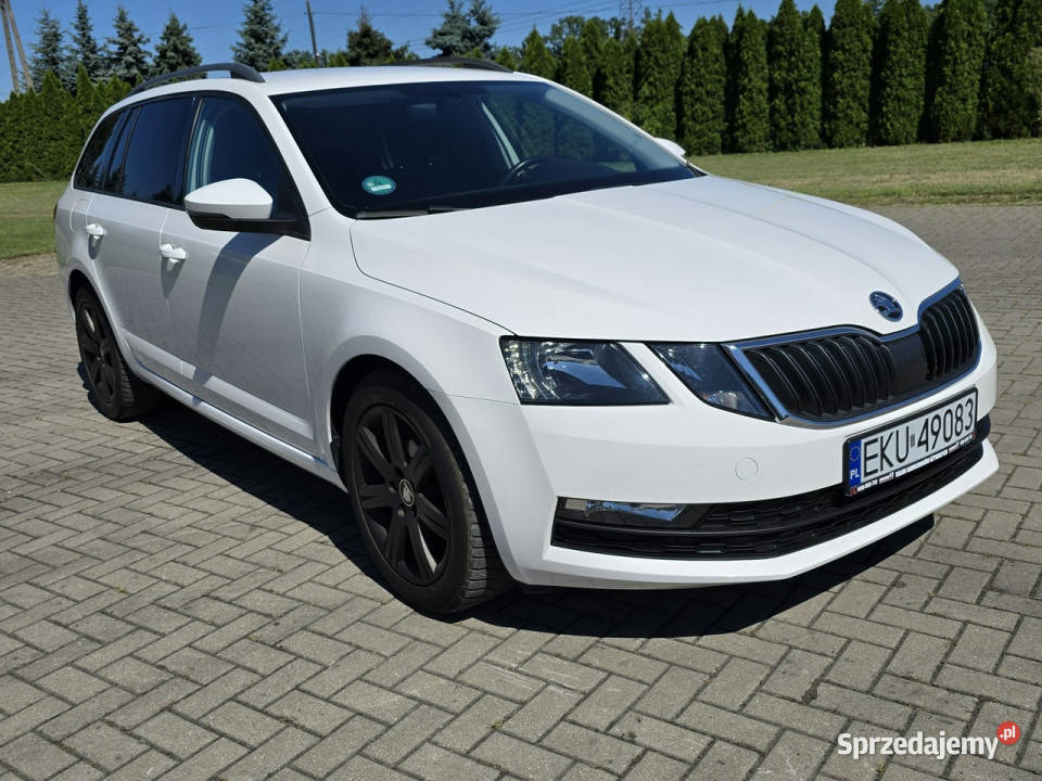 koda Octavia 16tdi AutomatDSGNaviLedyKlimatr 2 bluetooth Kutno