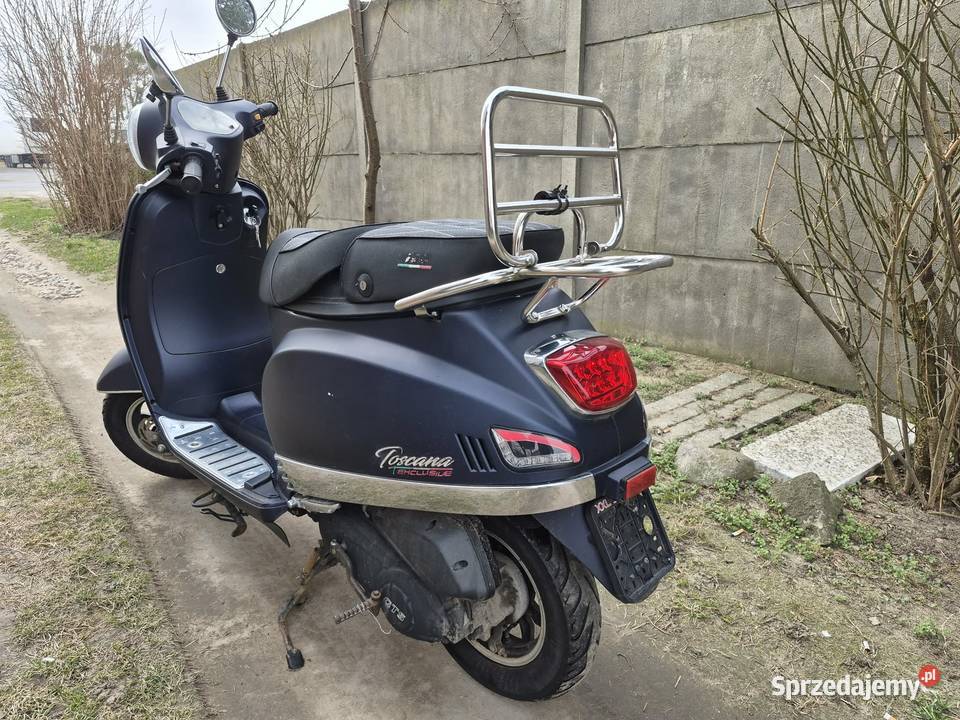 Skuter GTS Toscana Chrząchów