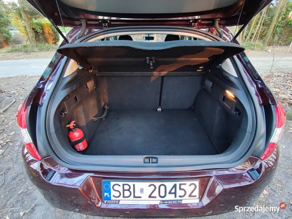 Komfortowy kompakt CITROEN C4 II 2010 w wersji C4 śląskie Bojszowy