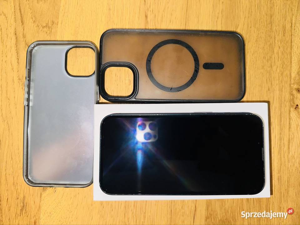 Apple iPhone 13 256GB komplet 3 etui Brzezinki
