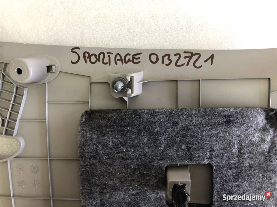 OSŁONA SŁUPKA LEWY TYŁ 858503U010 SPORTAGE III