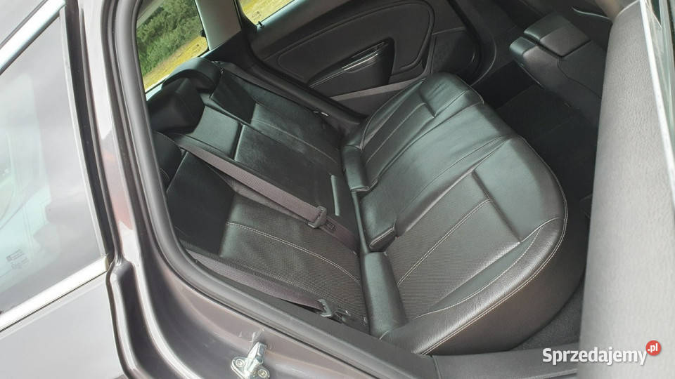 Opel Astra 16T 180 Sports Tourer Full Mega Stan świętokrzyskie Chmielnik