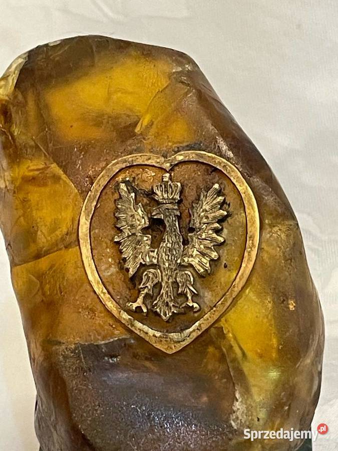 Patriotyczny orzełek grawerowany na bursztynie małopolskie Kraków