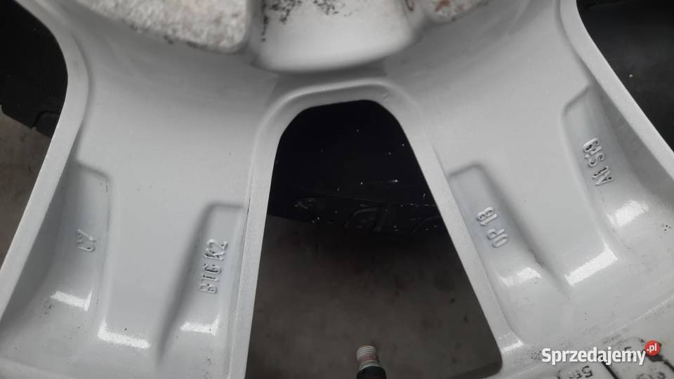 Felgi Koła Opel Zafira 16 5x110 ET41 letnie Samochodowe Pińczów