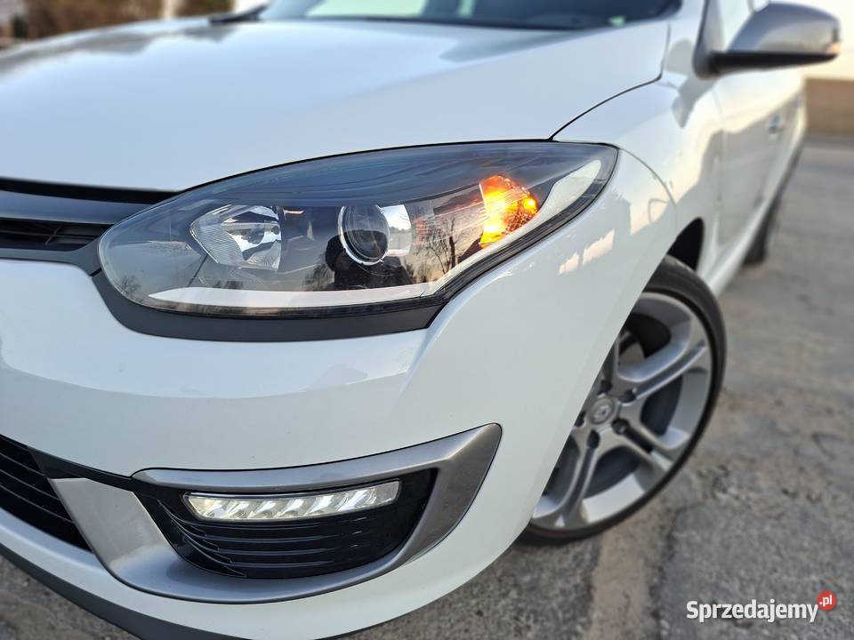 Renault Megane III 20T GT220 radio Słupno