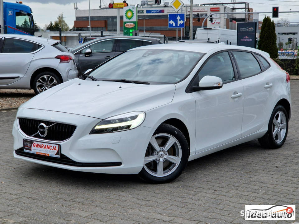 Volvo V40 FILMAutomatBusinessFULL LEDRoczna diesel Suchy Las sprzedam