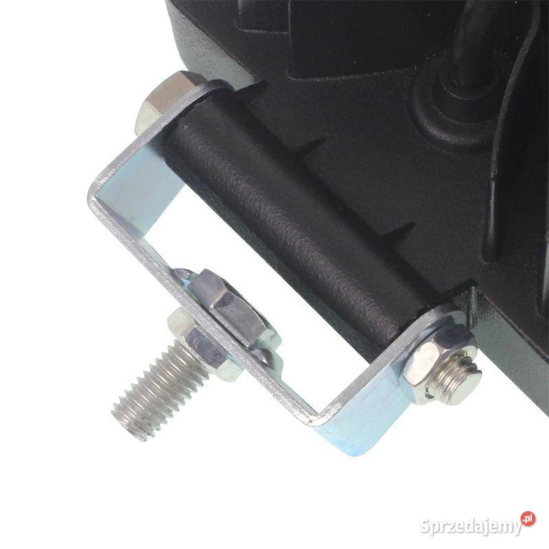 LAMPA ROBOCZA HALOGEN LED 30 LED KWADRATOWA Z