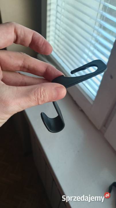 Haczyk organizer na fotel samochodu Gadgety motoryzacyjne Zawory