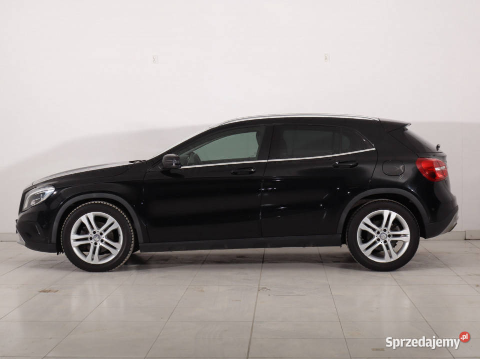 Mercedes GLA GLA 200 Piaseczno sprzedam