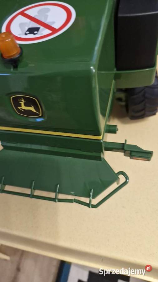 Bruder John Deere Kombajn Zbożowy Strzelin