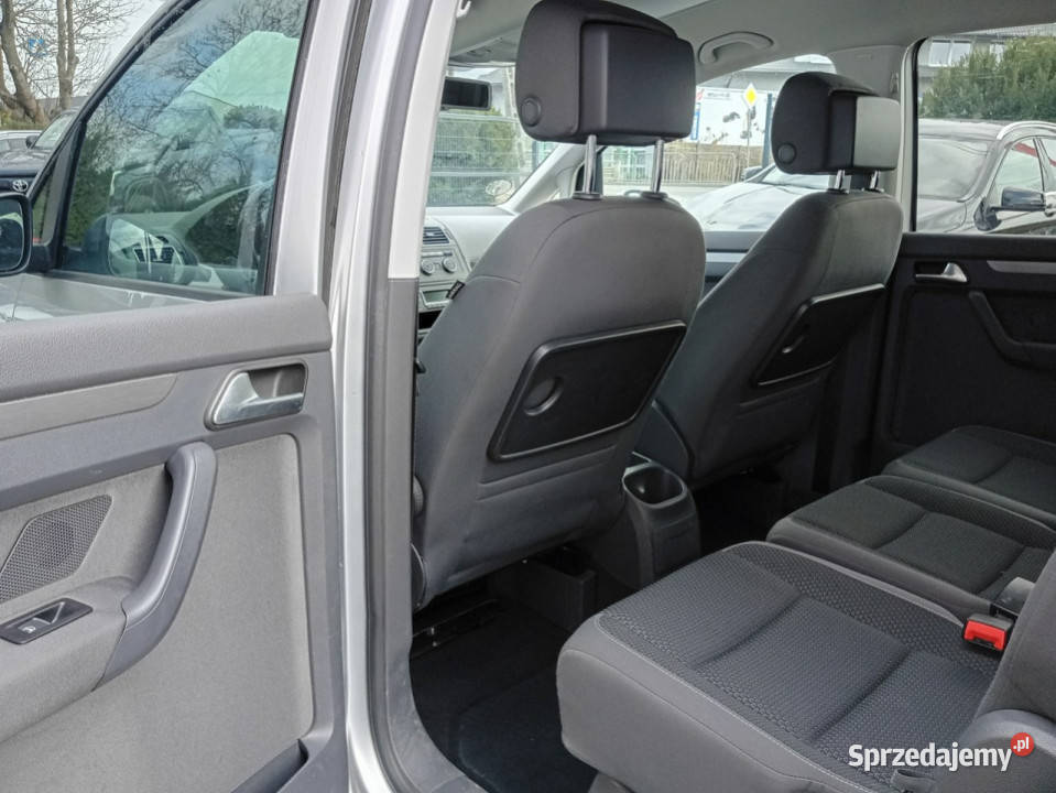 Volkswagen Touran II 20102015 srebrny Janów Lubelski