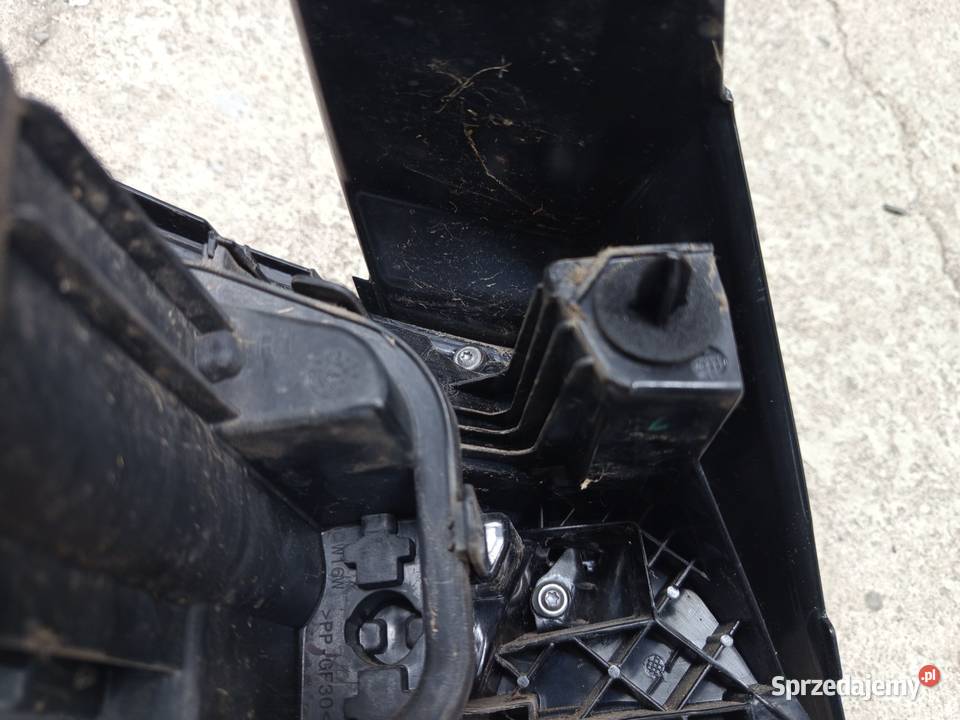 Lampa tył prawy corsa f orginalna osobowe Rzeszów sprzedam