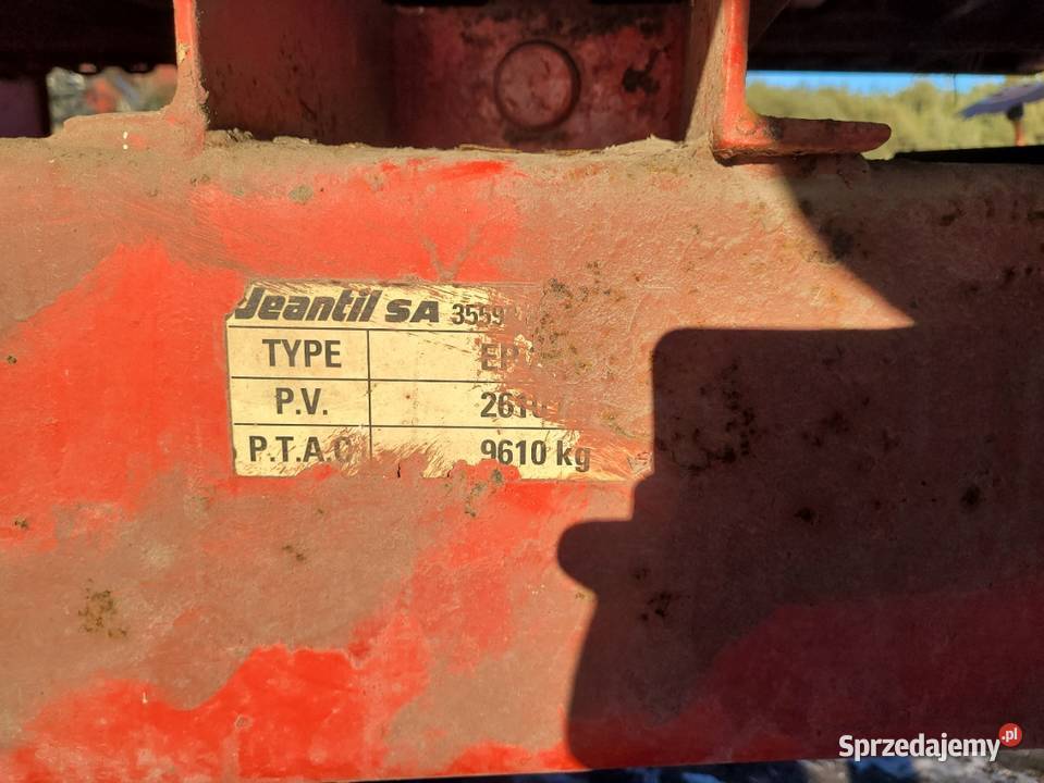 Rozrzutnik obornika JEANTIL Przyrów