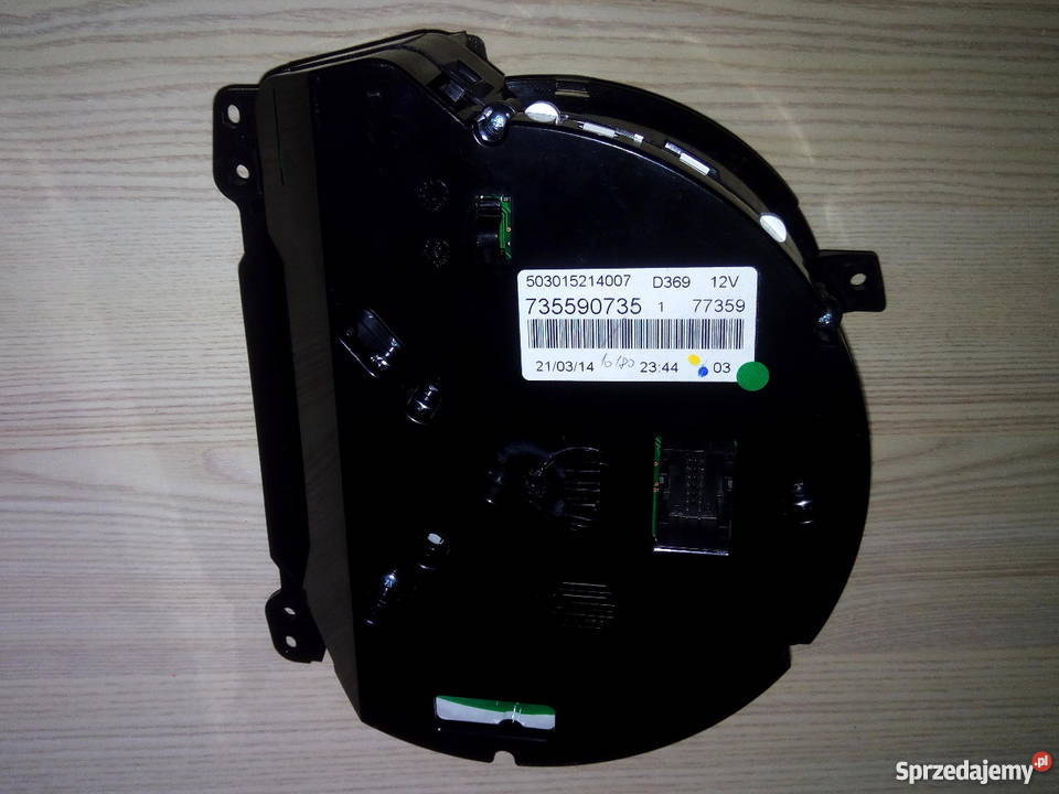 Fiat 500 licznik zegary 735590735 Rok produkcji 2014 Wyposażenie wnętrza Poznań sprzedam