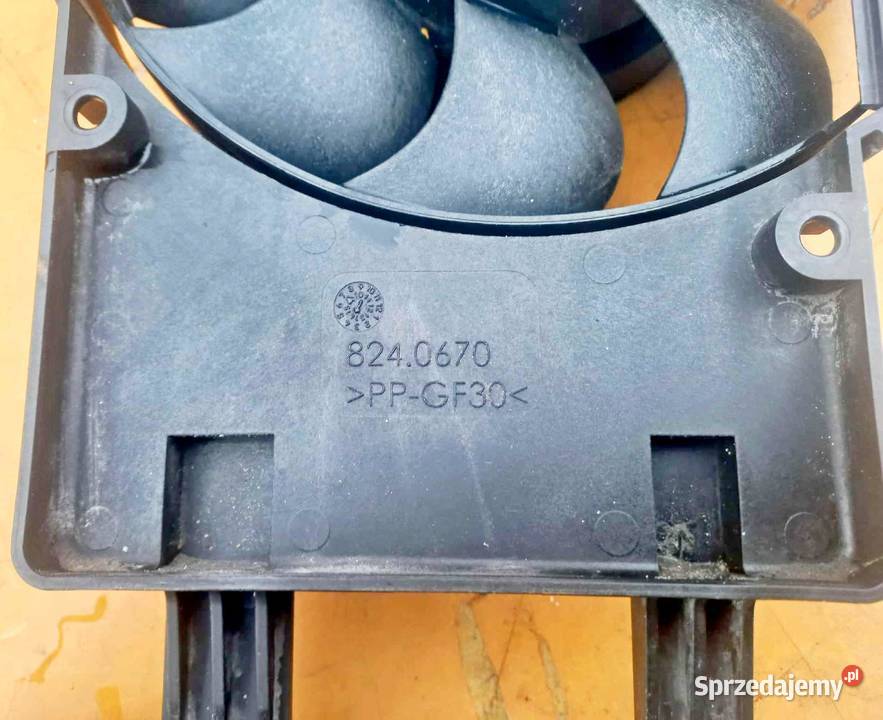 FORD FOCUS III 10 ECOBOOST 125 WENTYLATOR osobowe