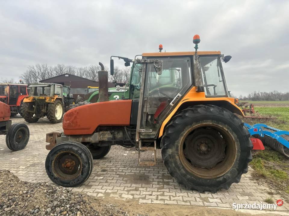 Renault ceres 330 85 1994 2000r Żychlin