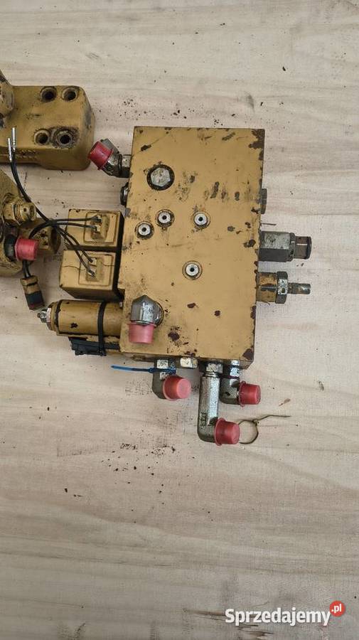 Rozdzielacz Hydrauliczny Elektrozawór CAT 318c Staszów